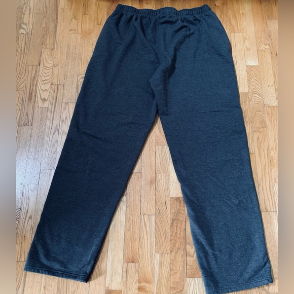 Champion Men’s 2XLT Gray Jogger, Sweatpants , Like New - Picture 2 of 4